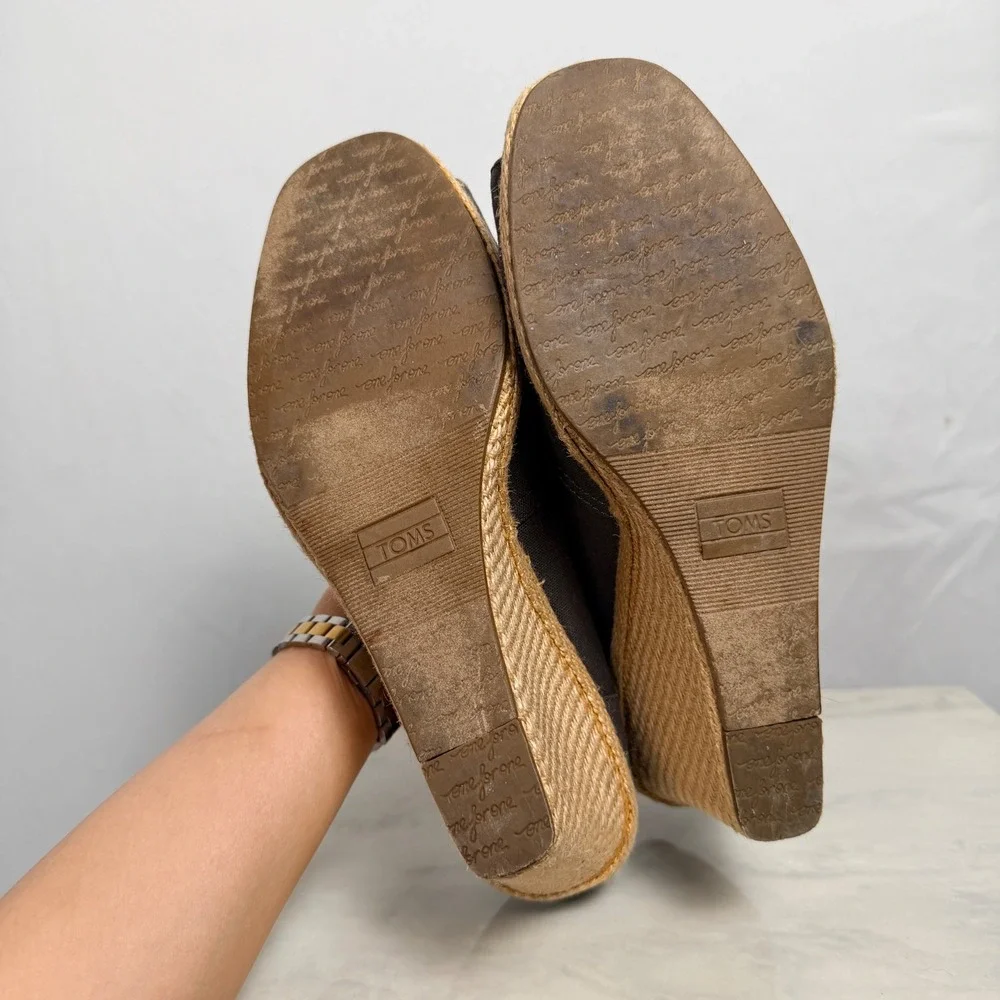 Toms peep toe